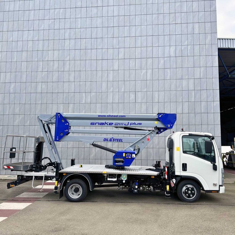 Snake 2111 J Plus sur Isuzu Snake 2111 J Plus sur Isuzu