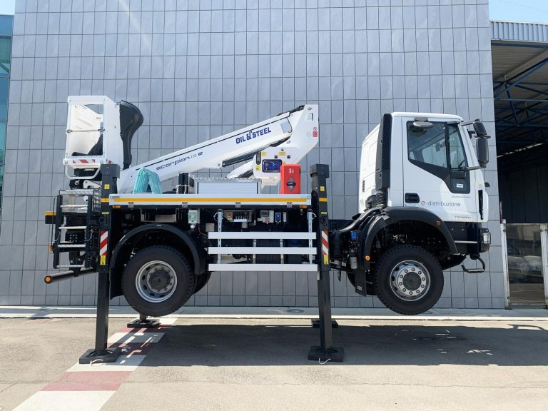 Scorpion 15 E sur Iveco Scorpion 15 E sur Iveco